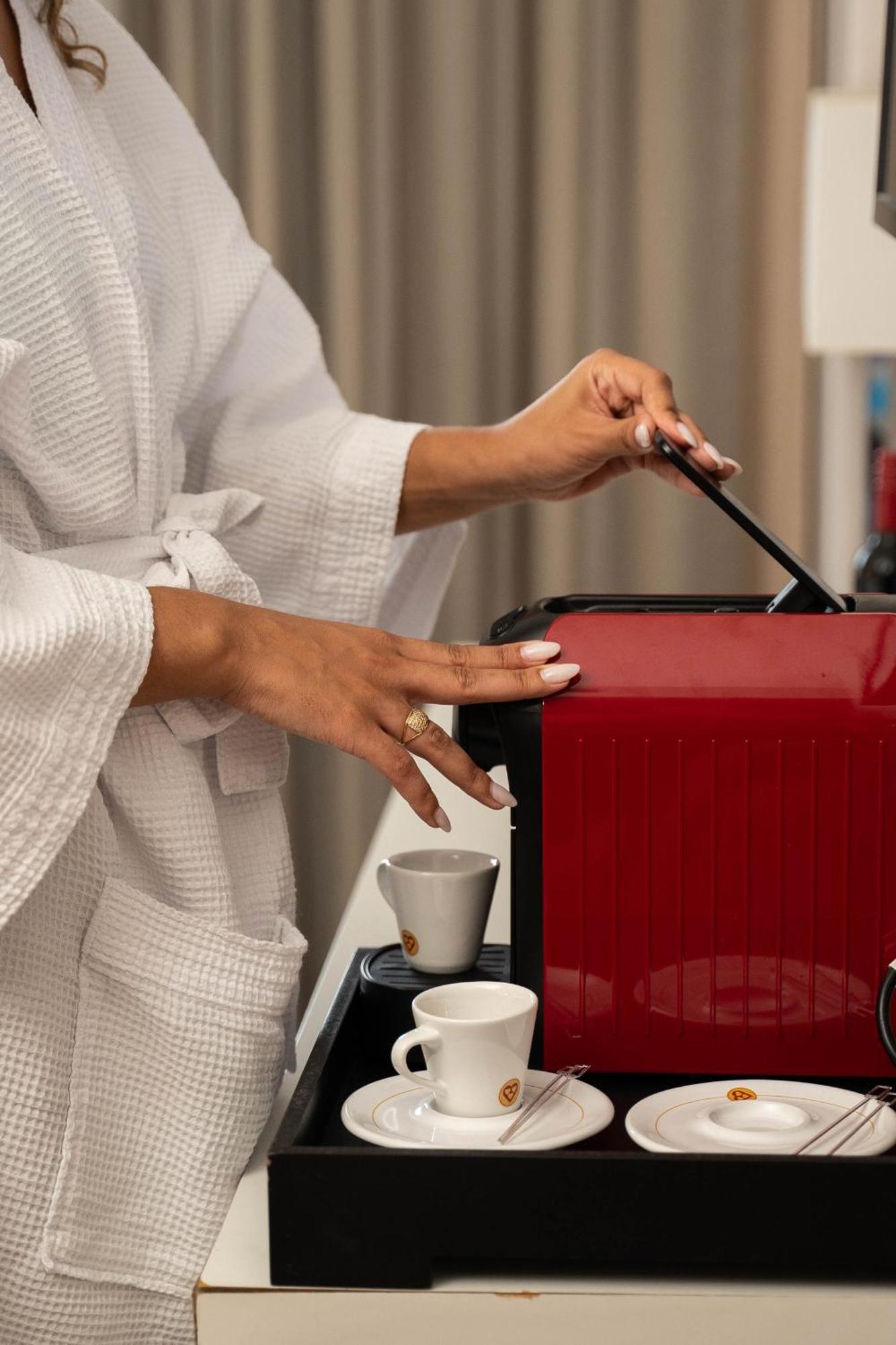 Hotel Radisson Rio De Janeiro Barra Exteriér fotografie A Nespresso machine