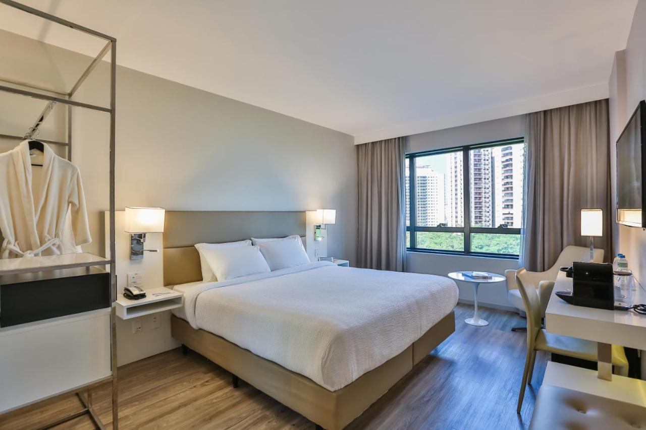Hotel Radisson Rio De Janeiro Barra Exteriér fotografie A room at the hotel